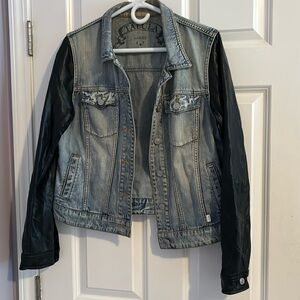 Jean/leather jacket